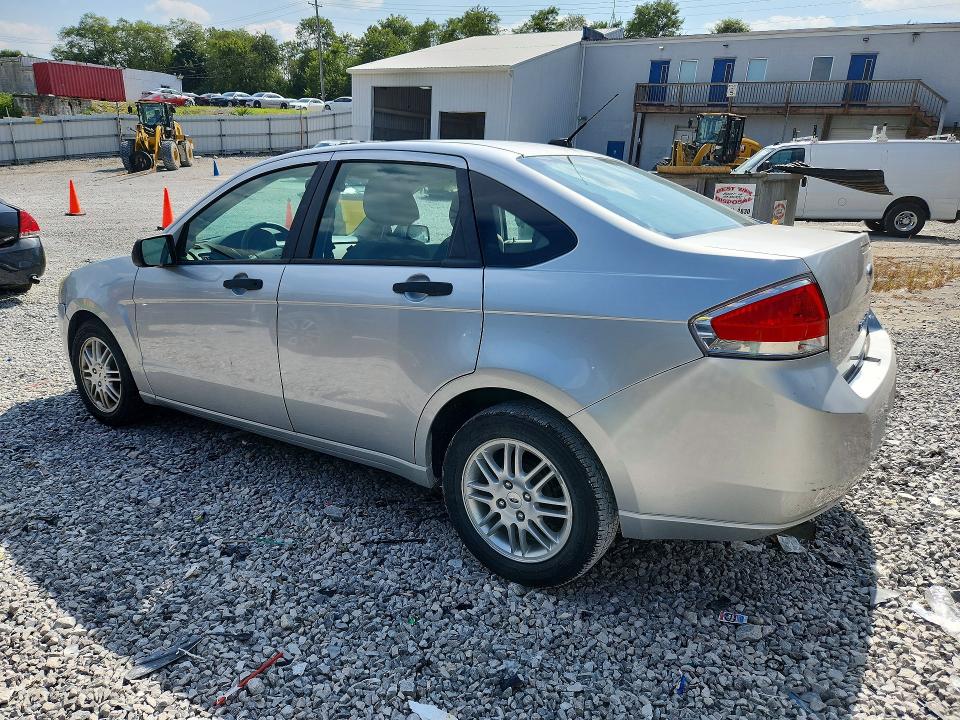 Photo 2 from auction – 2011 FORD FOCUS with VIN 1FAHP3FN0BW162803