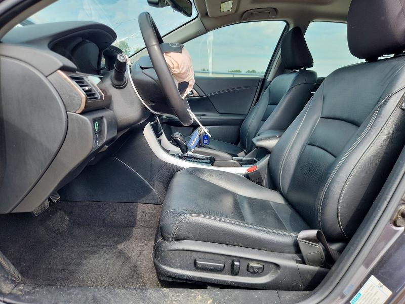 Photo 7 from auction – 2017 HONDA ACCORD with VIN JHMCR6F7XHC025958