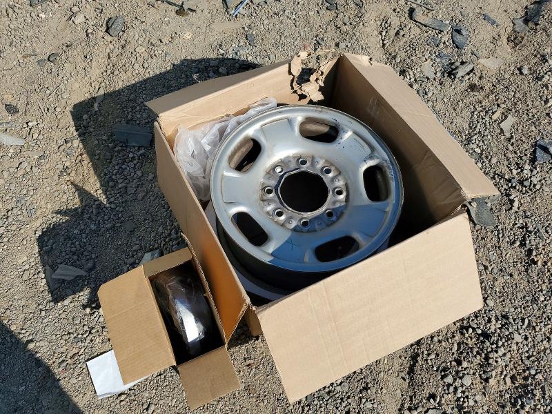 Photo 12 from auction – 2023 CHEVROLET SILVERADO with VIN 1GC0YLE70PF227955