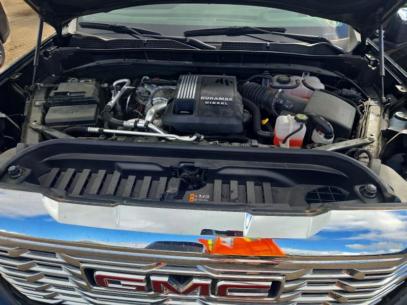 Снимка 11 от търг – 2025 GMC SIERRA с VIN 1GTUUGE80SZ306305