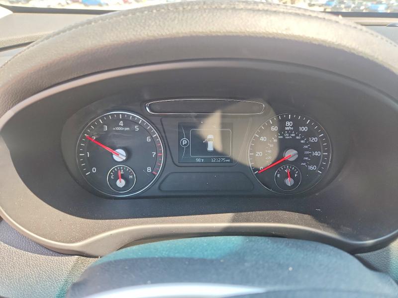Photo 9 from auction – 2017 KIA SORENTO with VIN 5XYPG4A3XHG262155