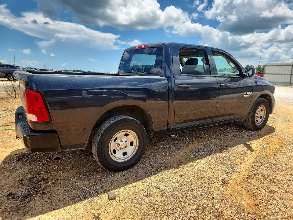 Photo 3 from auction – 2016 RAM 1500 with VIN 1C6RR6KG2GS395136