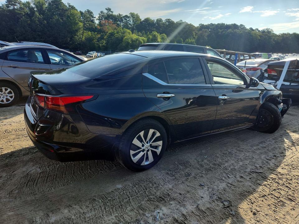 Photo 3 from auction – 2020 NISSAN ALTIMA with VIN 1N4BL4BVXLC138704
