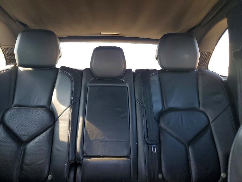 Photo 10 from auction – 2011 PORSCHE CAYENNE with VIN WP1AB2A26BLA47754