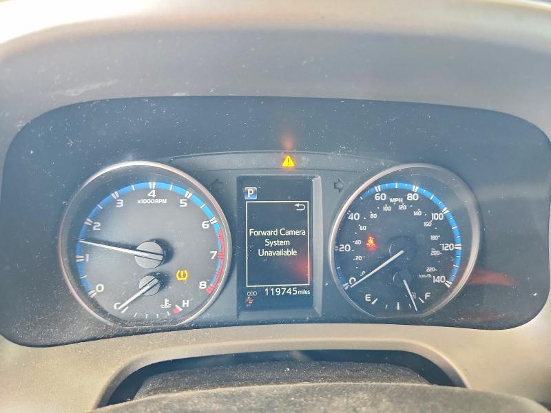 Photo 9 from auction – 2018 TOYOTA RAV4 with VIN 2T3ZFREV9JW501318