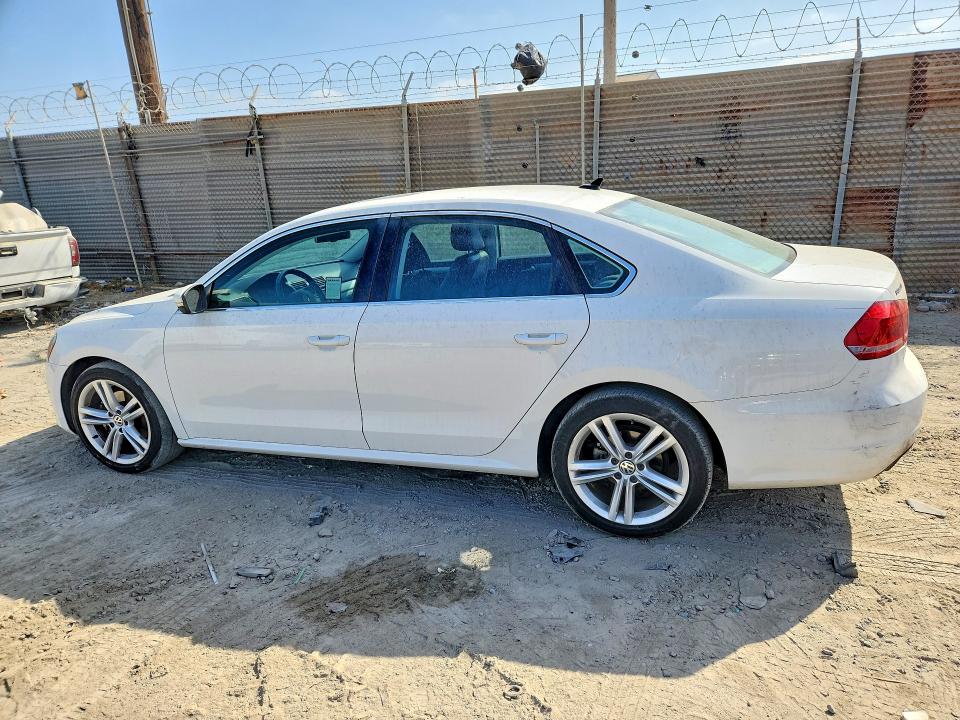 Photo 2 from auction – 2014 VOLKSWAGEN PASSAT with VIN 1VWBT7A3XEC036573