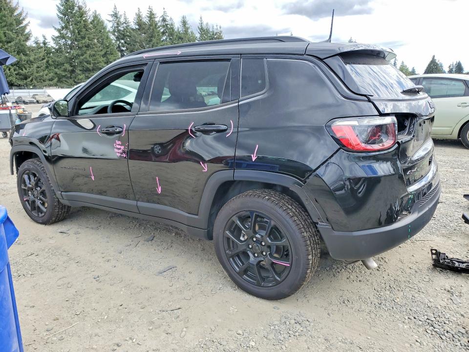 Photo 2 from auction – 2026 JEEP COMPASS with VIN 3C4NJDBN6TT151113