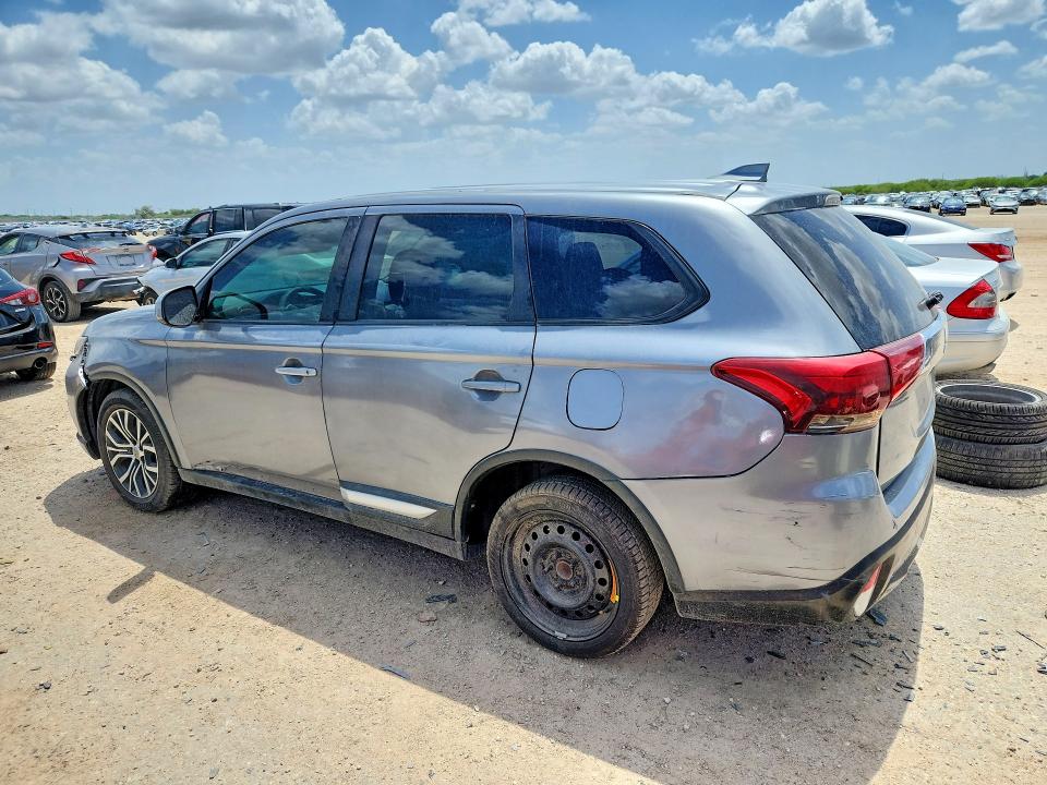 Photo 2 from auction – 2018 MITSUBISHI OUTLANDER with VIN JA4AD2A3XJZ053163