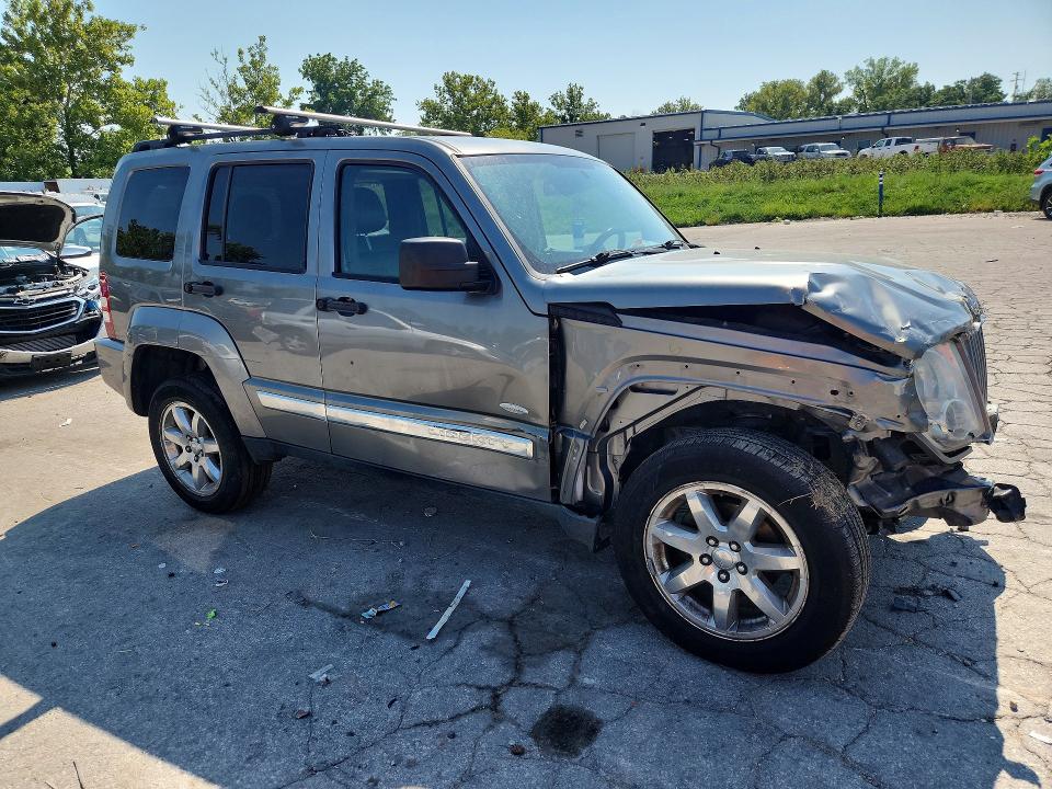 Photo 4 from auction – 2012 JEEP LIBERTY with VIN 1C4PJMAK4CW212064