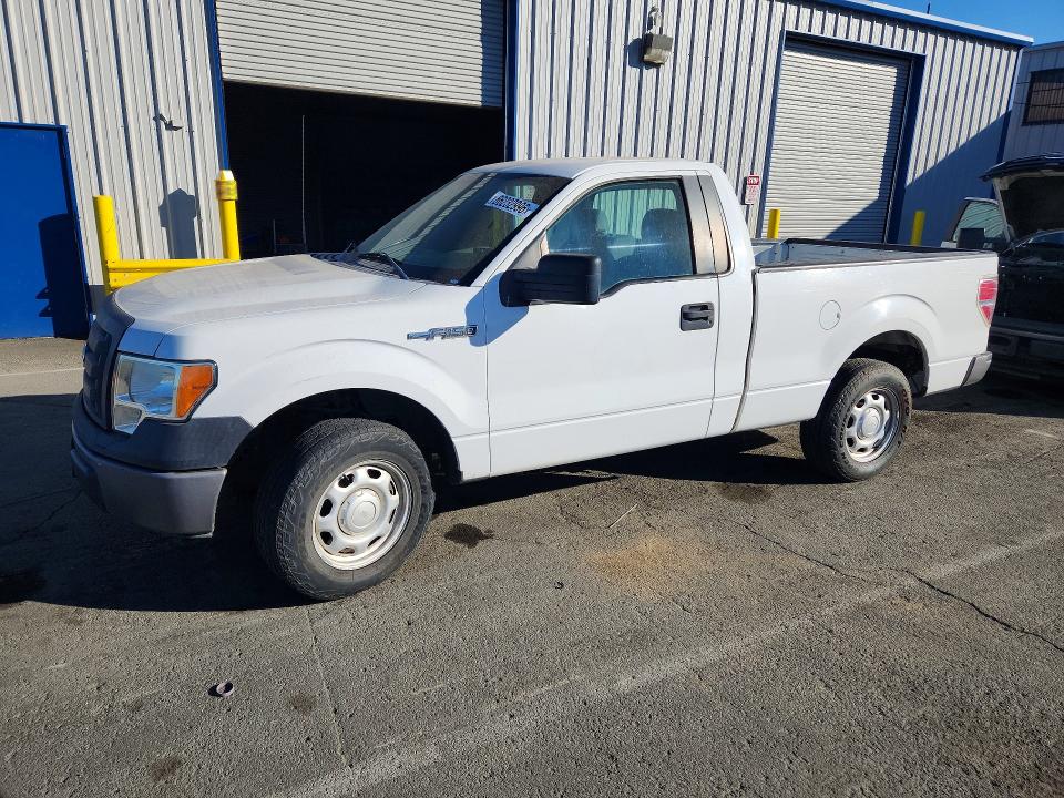 FORD F150 2011 with VIN 1FTMF1CF6BFC77726 - Photo from auction