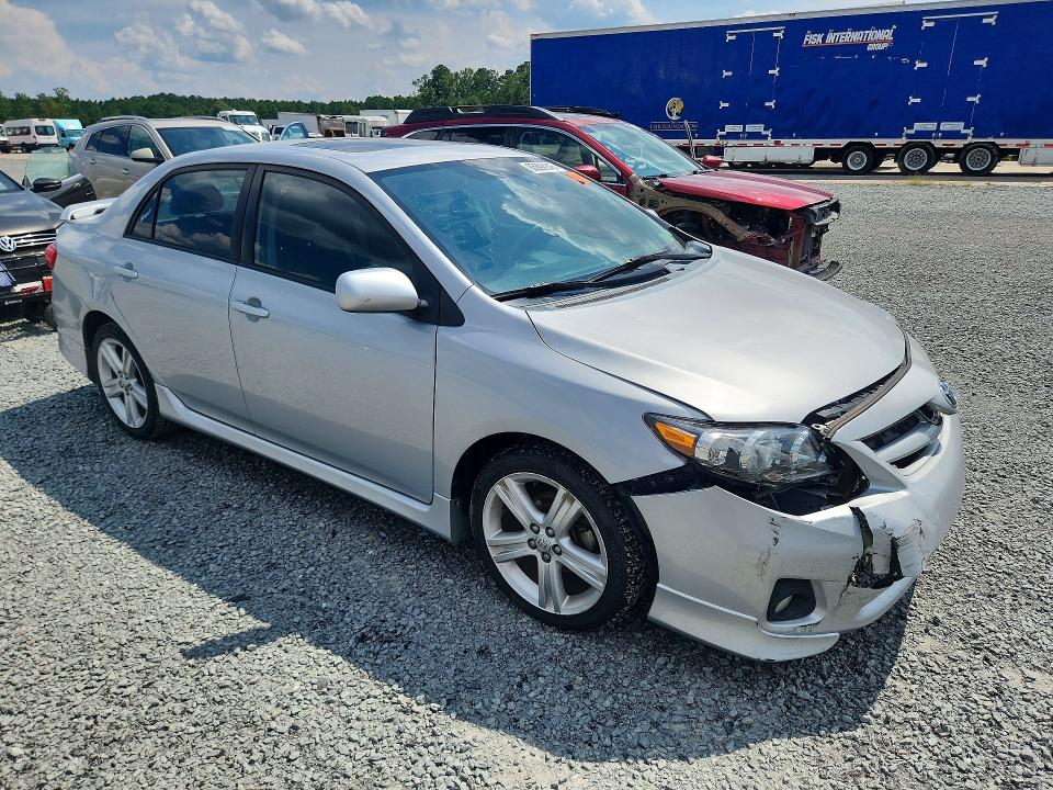 Photo 4 from auction – 2013 TOYOTA COROLLA with VIN 2T1BU4EE5DC953128