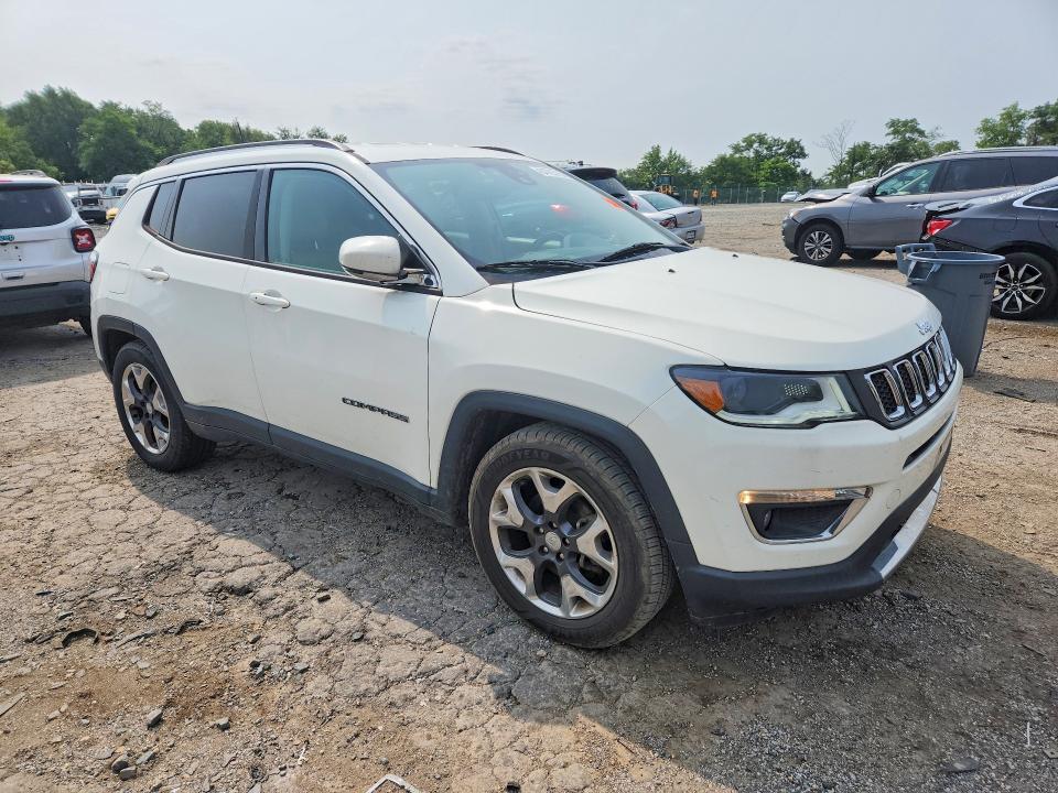 Снимка 4 от търг – 2018 JEEP COMPASS с VIN 3C4NJCCB3JT367951