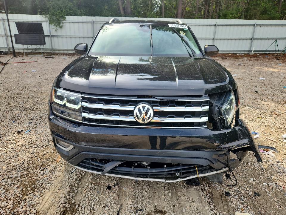Photo 5 from auction – 2019 VOLKSWAGEN ATLAS with VIN 1V2MR2CA3KC581260