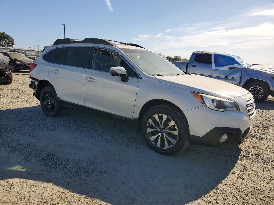 Zdjęcie 4 z aukcji – 2015 SUBARU OUTBACK z VIN 4S4BSALC2F3328926