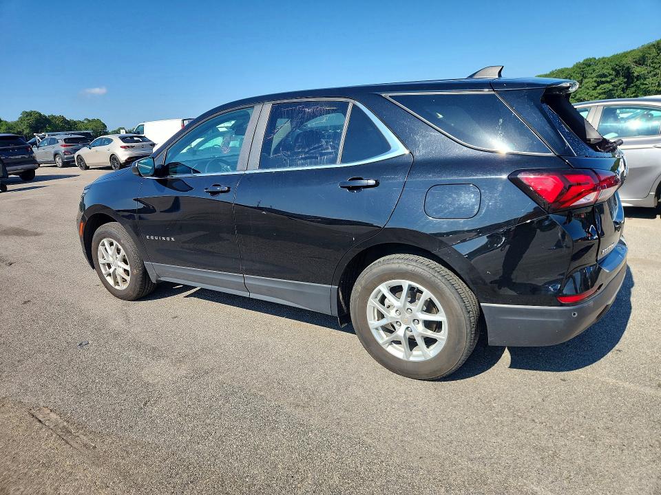 Photo 2 from auction – 2024 CHEVROLET EQUINOX with VIN 3GNAXUEG9RL352725