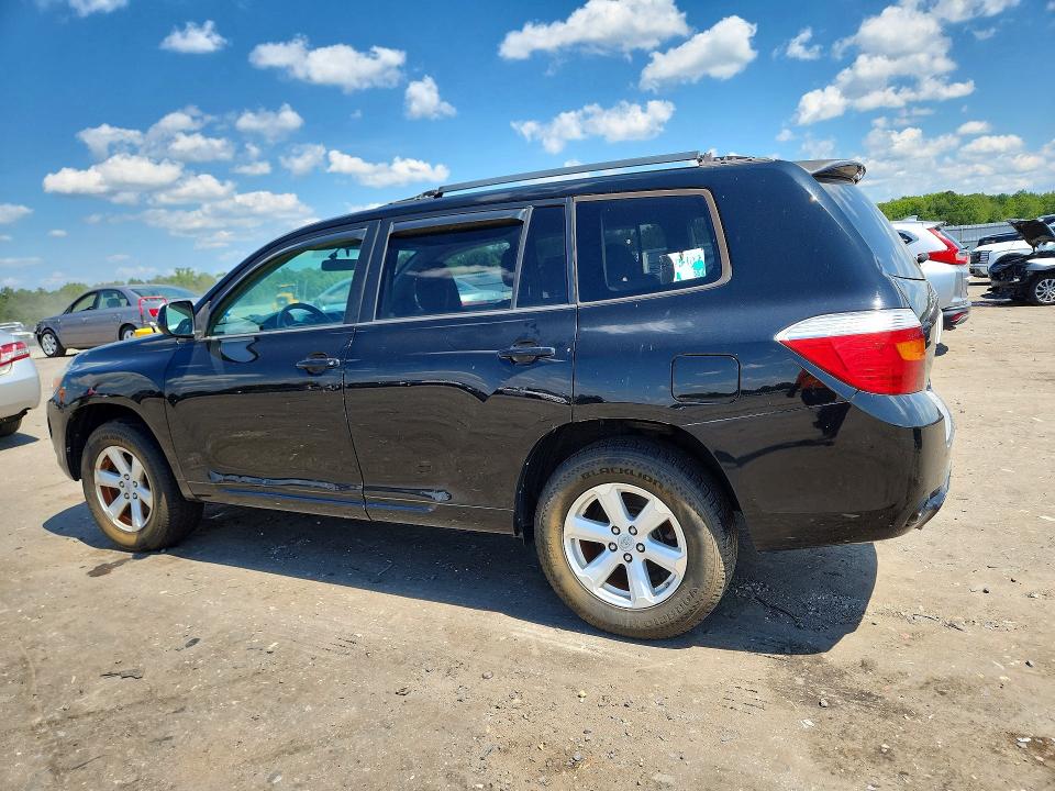 Photo 2 from auction – 2010 TOYOTA HIGHLANDER with VIN 5TDBK3EH0AS031881