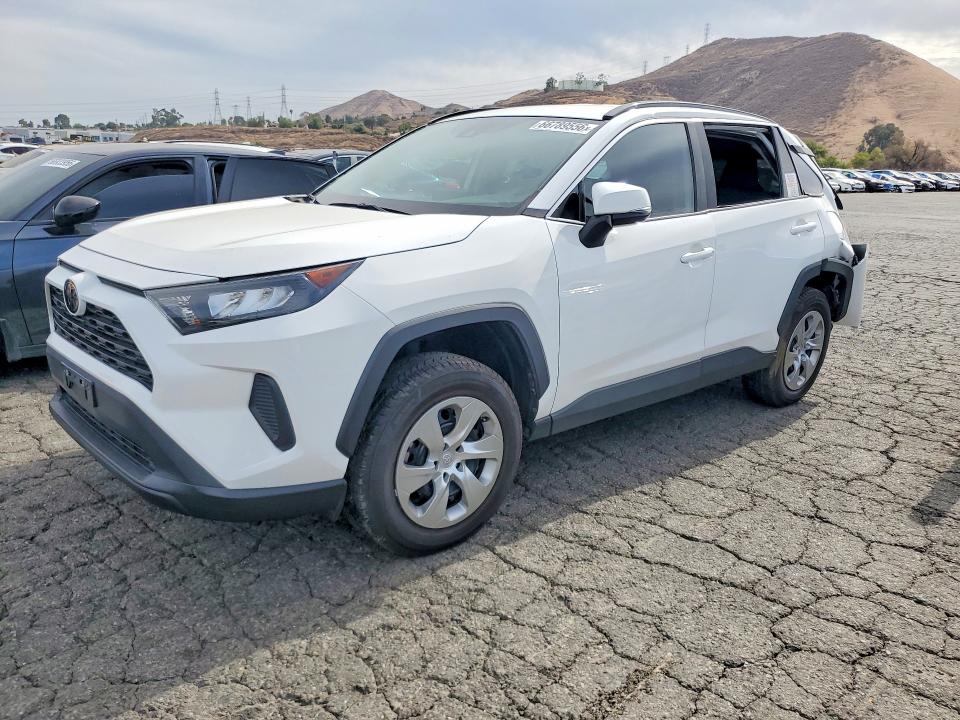 Photo 1 from auction – 2021 TOYOTA RAV4 with VIN 2T3K1RFV6MC104282