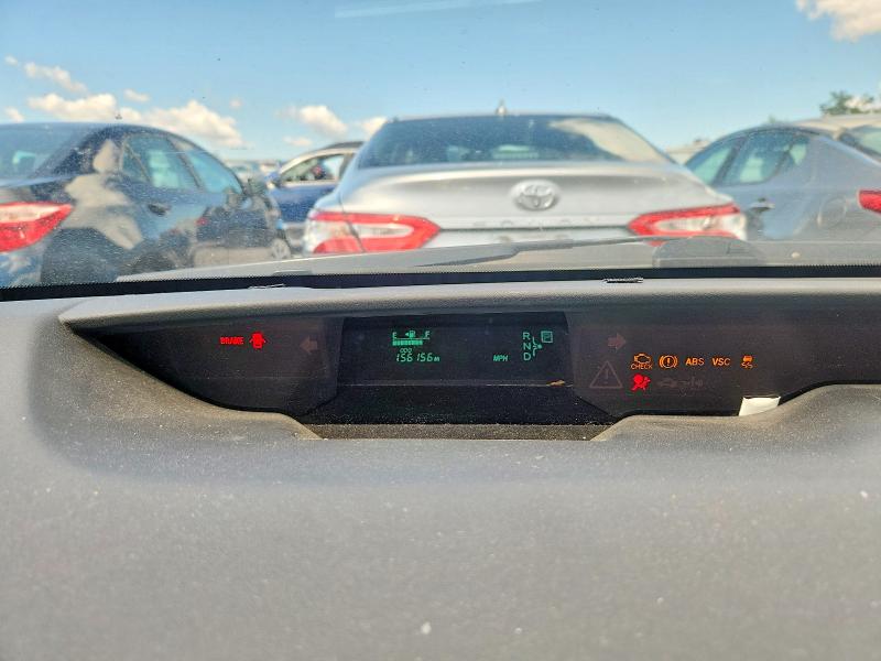 Photo 9 from auction – 2004 TOYOTA PRIUS with VIN JTDKB20U940088733