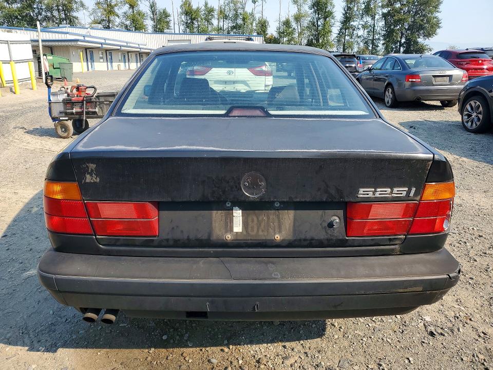 Photo 6 from auction – 1995 BMW 525 with VIN WBAHD6325SGK84398
