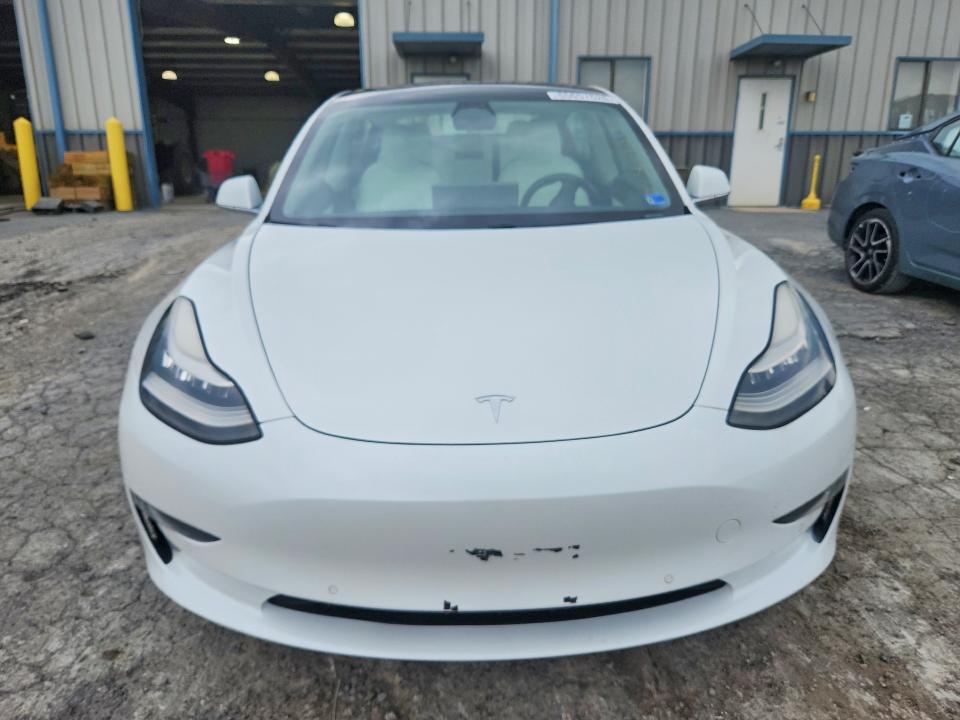 Photo 5 from auction – 2020 TESLA MODEL 3 with VIN 5YJ3E1EB4LF525454
