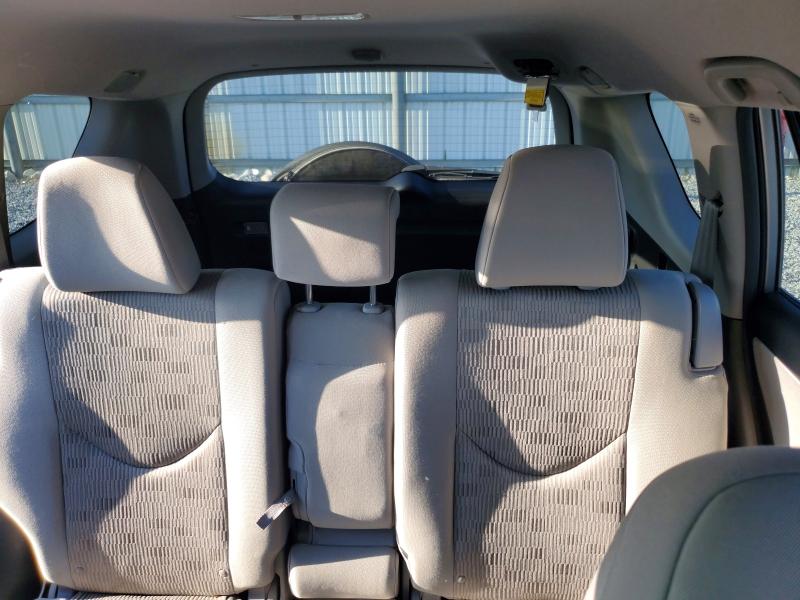 Photo 10 from auction – 2012 TOYOTA RAV4 with VIN 2T3ZF4DV6CW116855