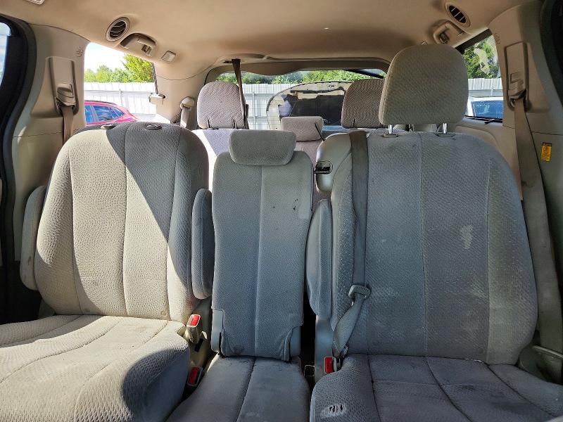 Photo 10 from auction – 2011 TOYOTA SIENNA with VIN 5TDKK3DC3BS015536