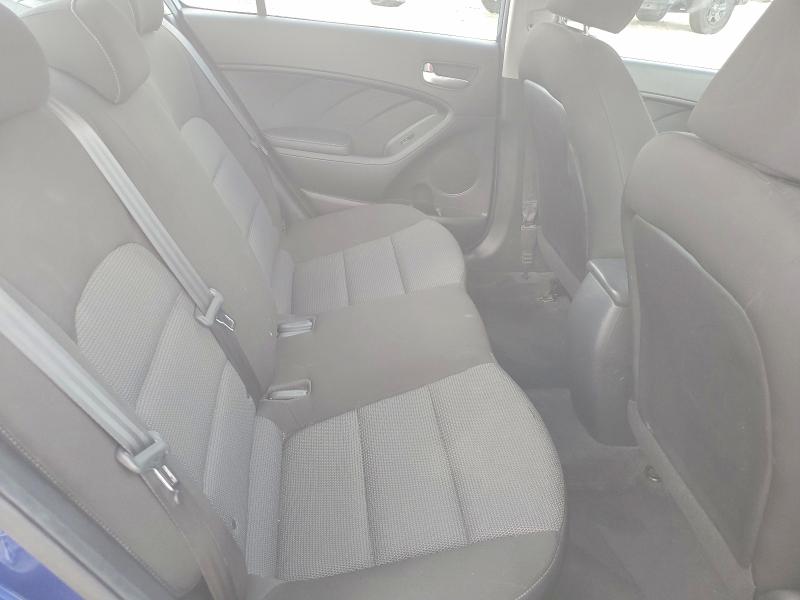 Photo 10 from auction – 2017 KIA FORTE with VIN 3KPFK4A72HE039568