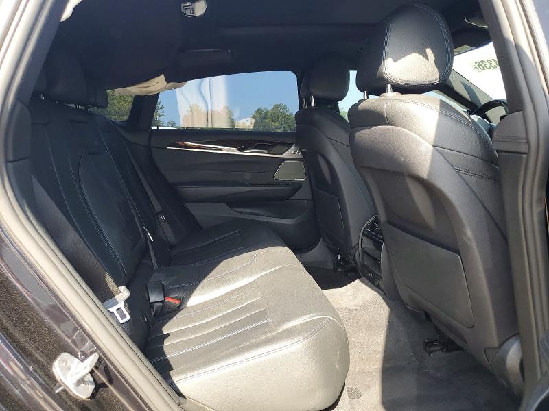Photo 10 from auction – 2019 BMW 640 with VIN WBAJV6C55KBK08296