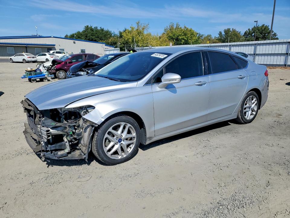 FORD FUSION 2016 مع رقم تعريف المركبة 3FA6P0H73GR233846 - صورة من المزاد