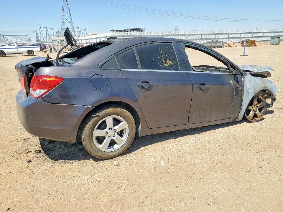 Photo 3 from auction – 2015 CHEVROLET CRUZE with VIN 1G1PC5SB5F7246200