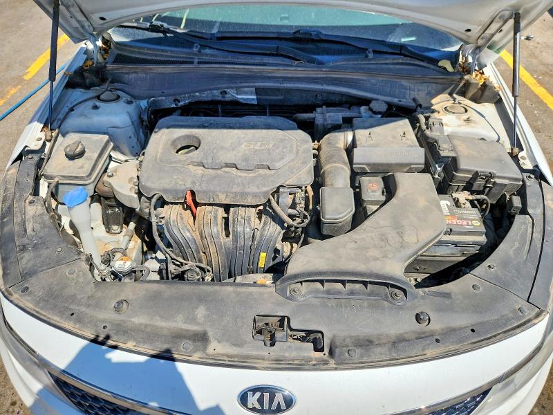 Photo 11 from auction – 2017 KIA OPTIMA with VIN 5XXGT4L37HG145937