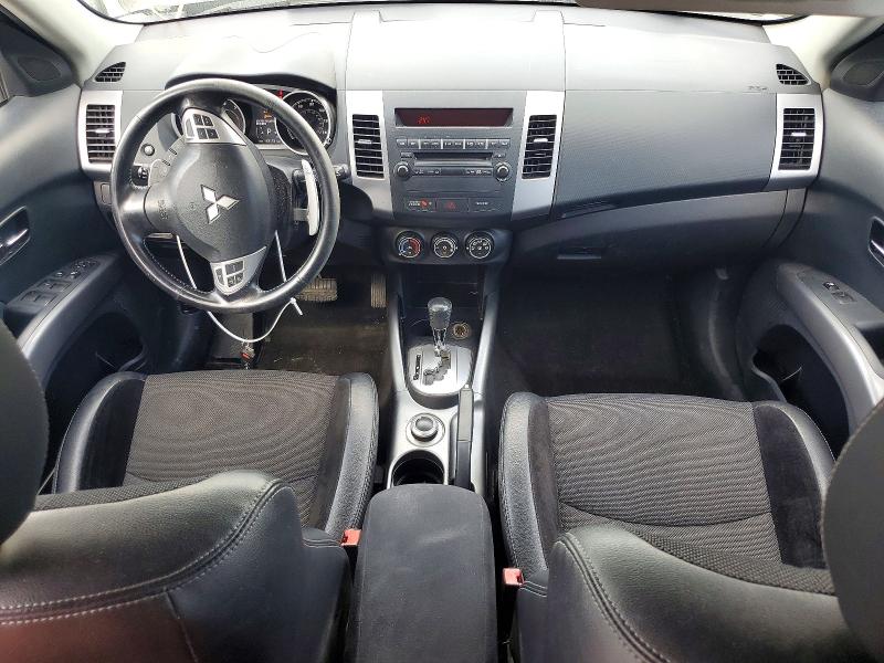 Photo 8 from auction – 2010 MITSUBISHI OUTLANDER with VIN JA4AT3AW7AZ001931