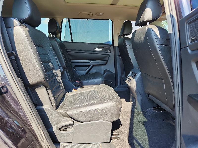Photo 11 from auction – 2018 VOLKSWAGEN ATLAS with VIN 1V2NR2CA4JC562221