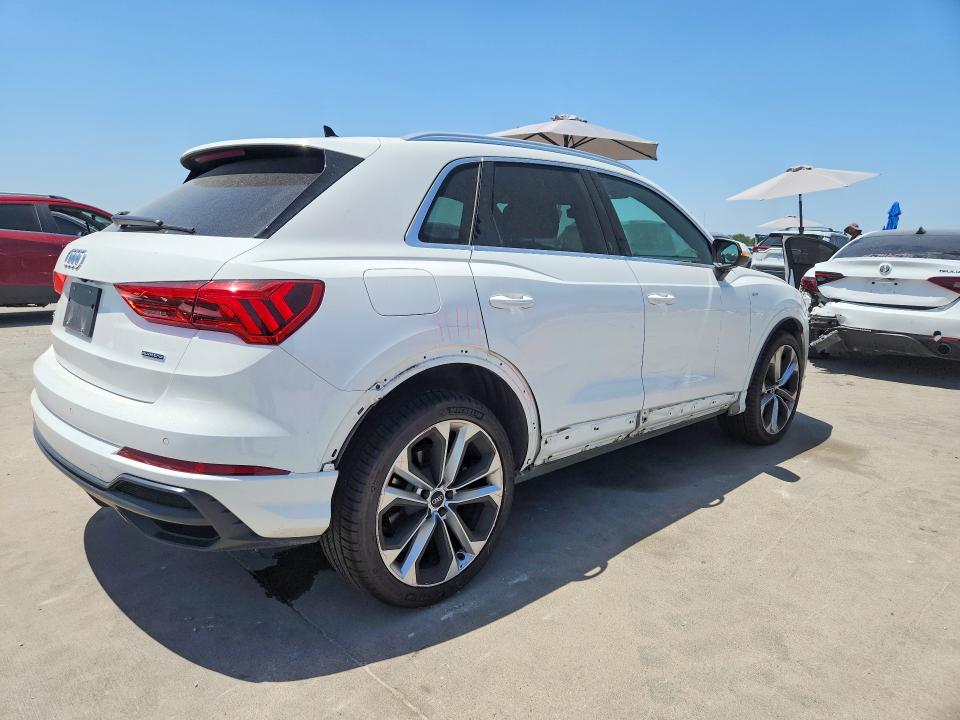Photo 3 from auction – 2020 AUDI Q3 with VIN WA1EECF39L1105560