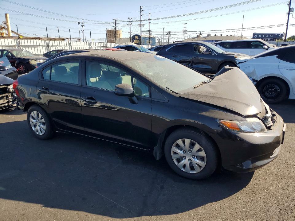 Photo 4 from auction – 2012 HONDA CIVIC with VIN 2HGFB2F48CH100763