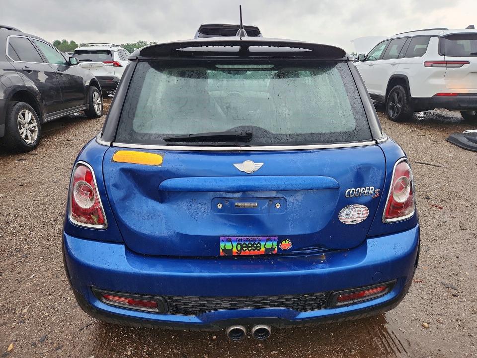 Photo 6 from auction – 2012 MINI COOPER with VIN WMWSV3C51CT387936