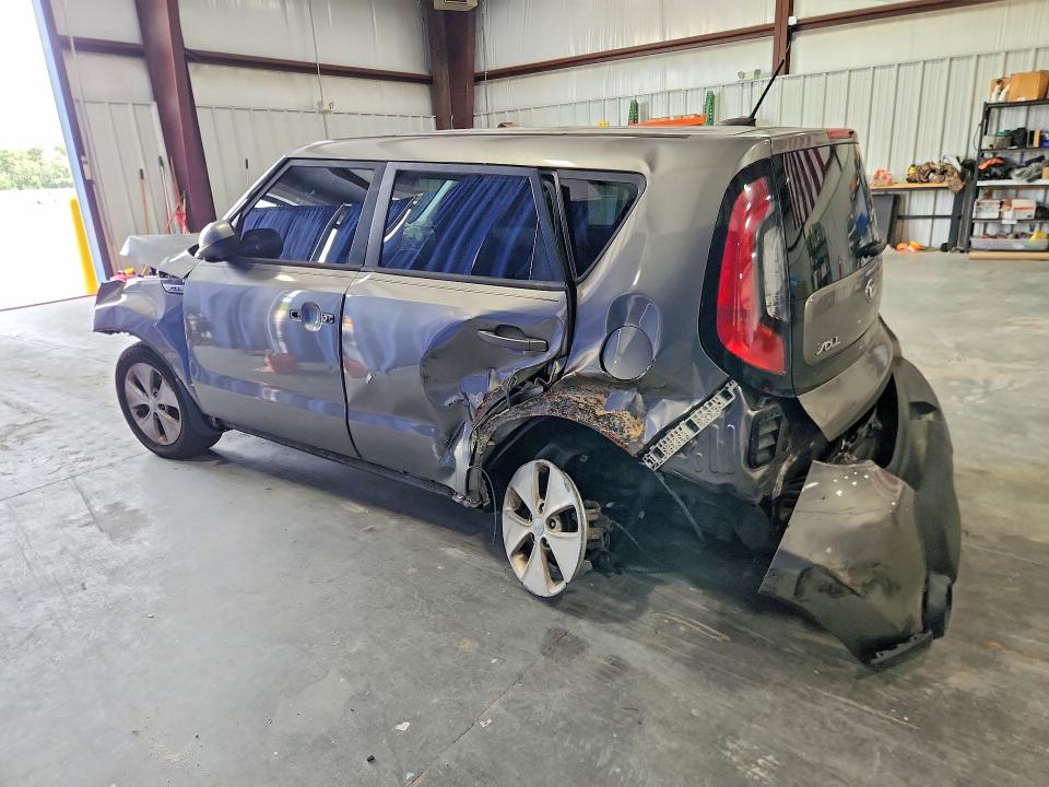 Photo 2 from auction – 2016 KIA SOUL with VIN KNDJN2A21G7306904