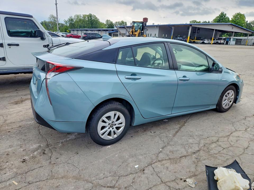 Photo 3 from auction – 2017 TOYOTA PRIUS with VIN JTDKBRFU0H3030224