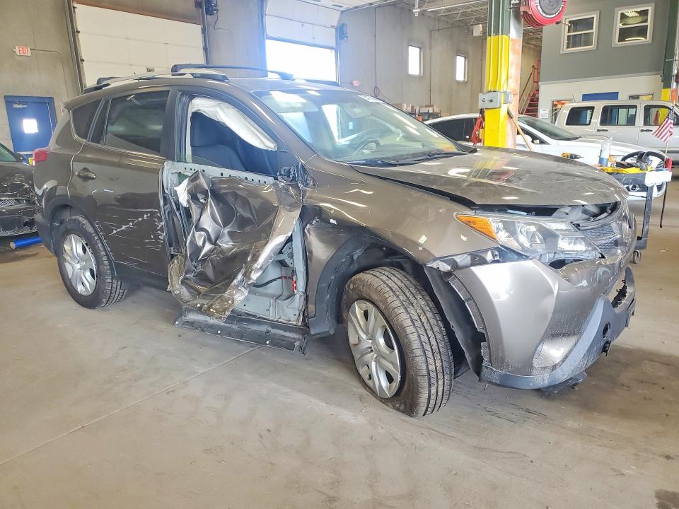Photo 4 from auction – 2015 TOYOTA RAV4 with VIN JTMBFREV4FD151845