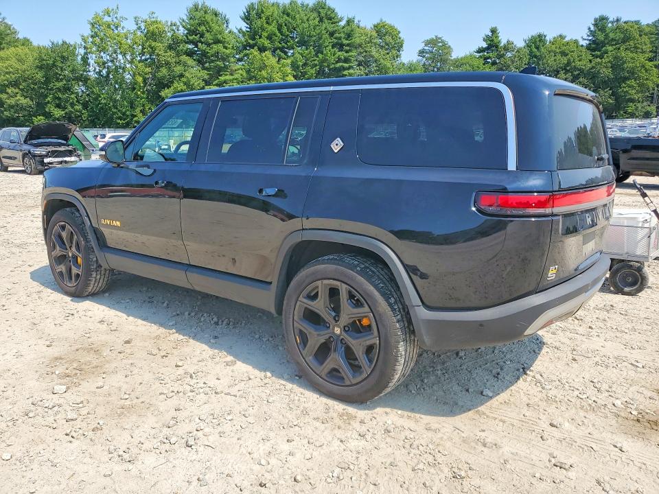 Photo 2 from auction – 2023 RIVIAN R1S with VIN 7PDSGABA5PN011145