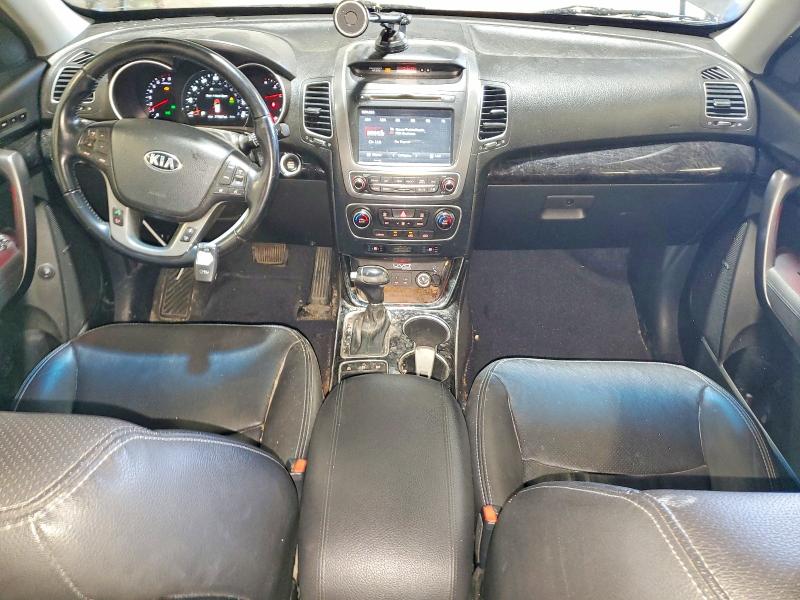 Photo 8 from auction – 2015 KIA SORENTO with VIN 5XYKUDA79FG621806