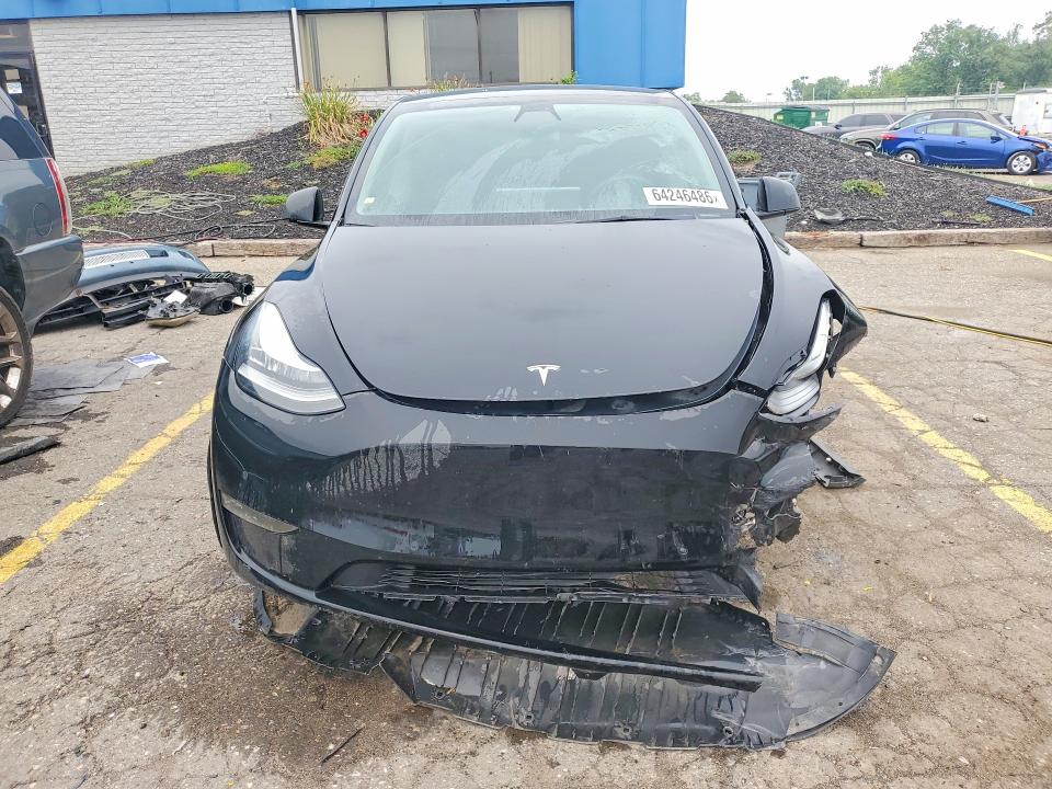 Photo 5 from auction – 2021 TESLA MODEL Y with VIN 5YJYGDEE9MF183979