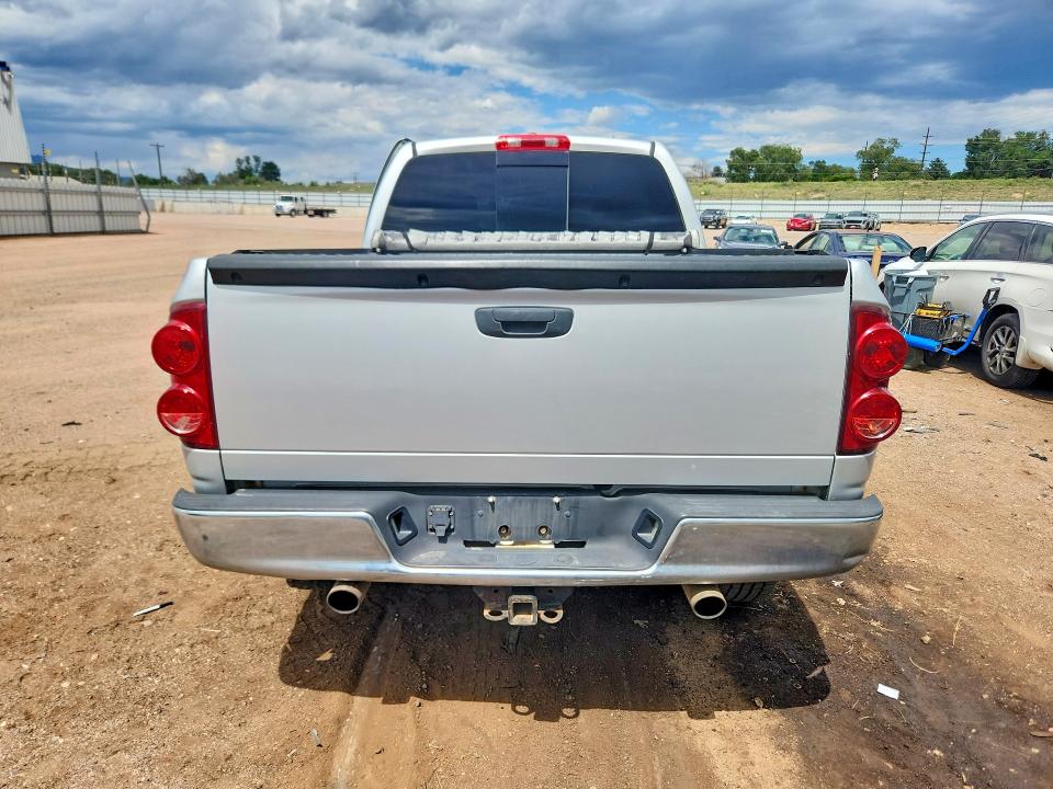 Photo 6 from auction – 2007 DODGE RAM 1500 with VIN 1D7HU18257S115393