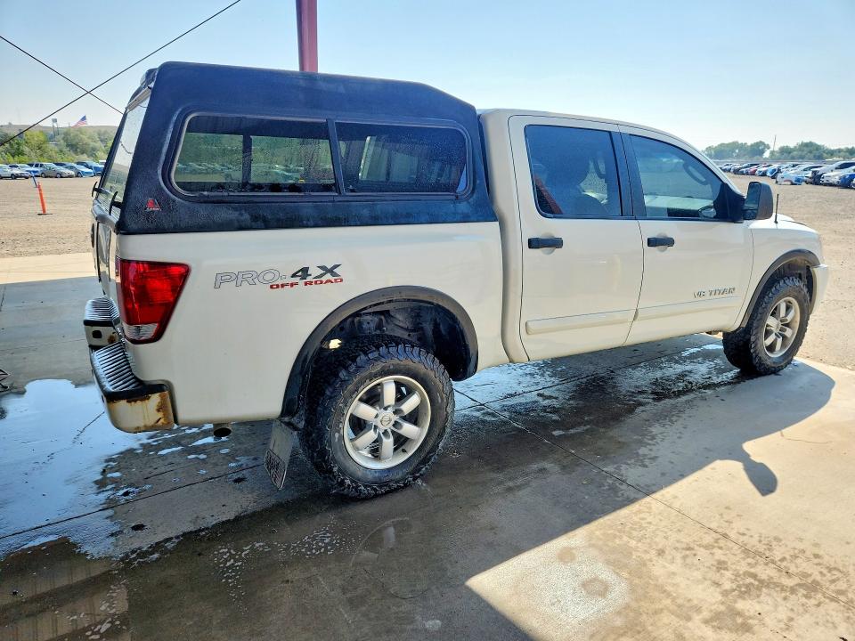 Снимка 3 от търг – 2011 NISSAN TITAN с VIN 1N6AA0EC5BN315481