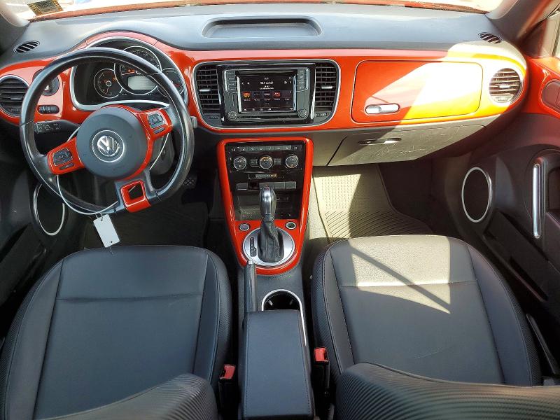 Photo 8 from auction – 2018 VOLKSWAGEN BEETLE with VIN 3VW5DAATXJM506892