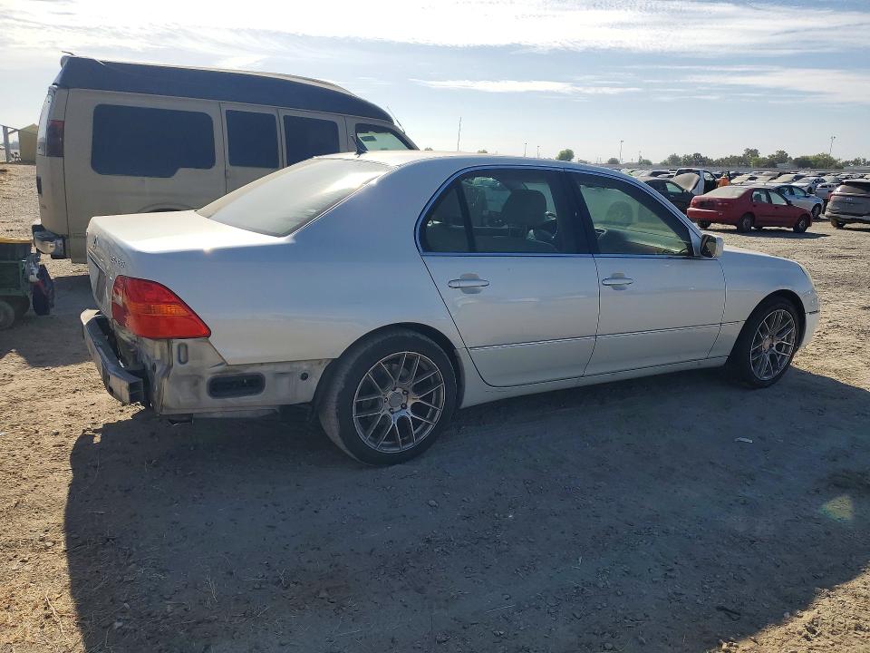 Photo 3 from auction – 2002 LEXUS LS with VIN JTHBN30F920053247