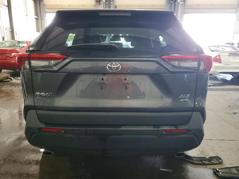 Photo 6 from auction – 2024 TOYOTA RAV4 with VIN 2T3A1RFV2RW433711