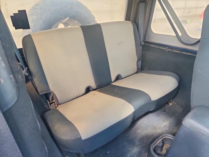 Photo 10 from auction – 2004 JEEP WRANGLER with VIN 1J4FA39S94P798017