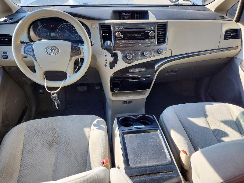 Photo 8 from auction – 2011 TOYOTA SIENNA with VIN 5TDKK3DC9BS146695