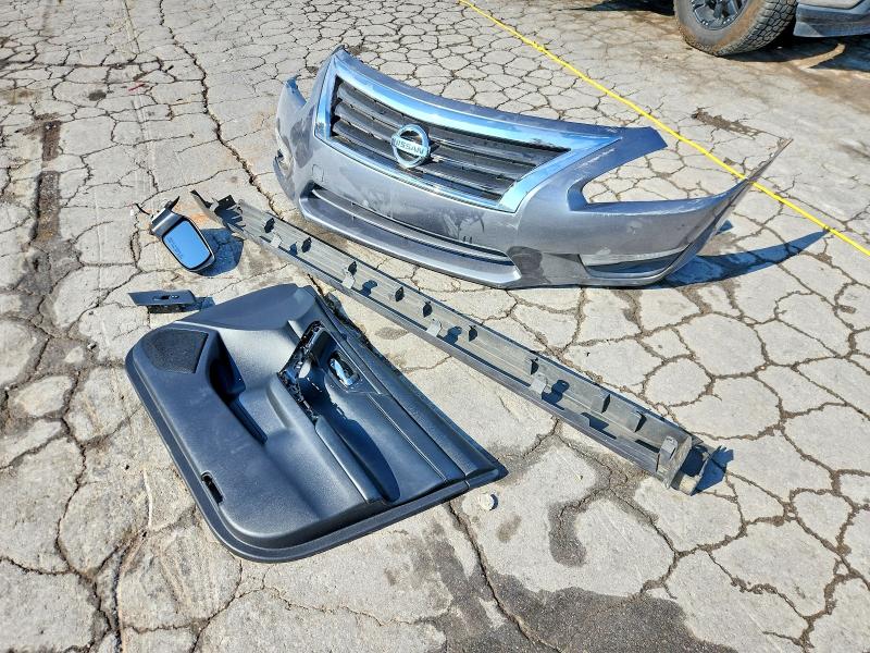 Photo 12 from auction – 2015 NISSAN ALTIMA with VIN 1N4AL3AP1FC421117